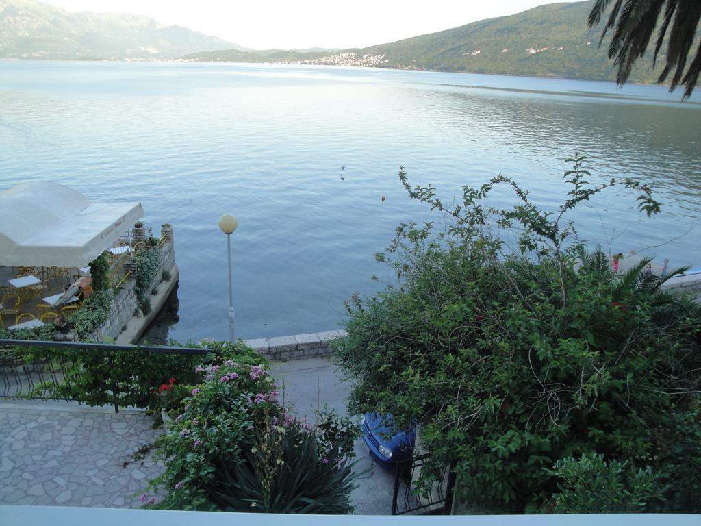 Apartamento Apatments Stanojlovic Djenovic Herceg Novi Exterior foto