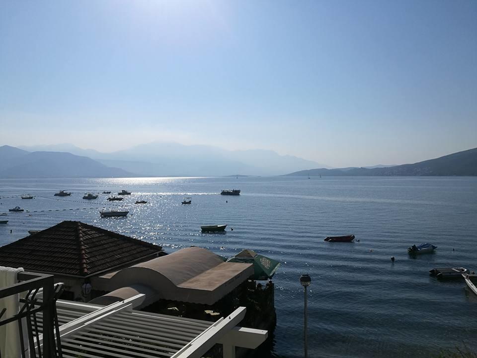 Apartamento Apatments Stanojlovic Djenovic Herceg Novi Exterior foto
